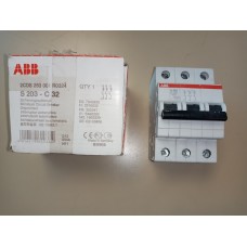 Minibreakers 3 polos 32A abb riel Din ref: S203-C32 Fabricante: ABB
